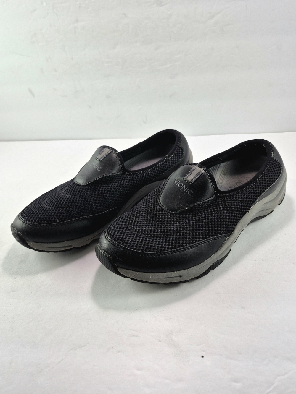 Vionic Heritage Black Mesh Slip On Sneaker Shoes Orthotic Arch Support Size 7